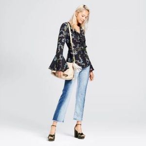 🌼 Who What Wear Long Sleeve Black Floral Wrap Top